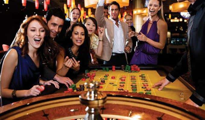 Phân tích hai hình thức chơi Roulette online Mỹ phổ biến nhất?