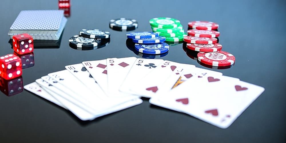 Những bí quyết chơi Poker cao thủ chia sẻ giúp bạn có chiến thắng dễ hơn