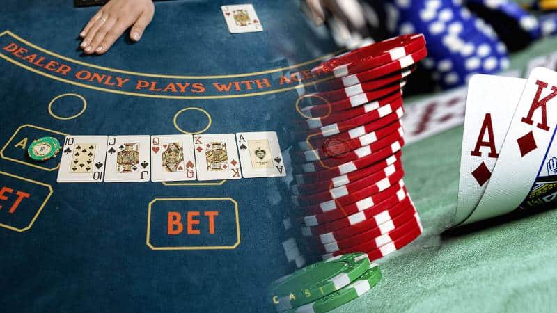 Ưu điểm và nhược điểm của chiến thuật Limp trong Poker