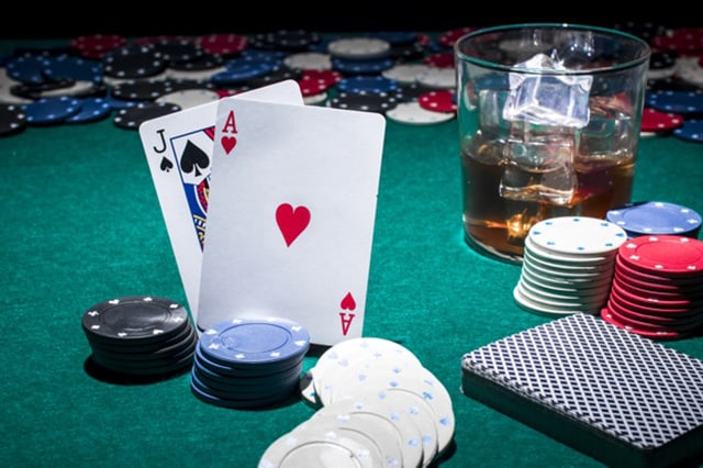 Những cách chơi Blackjack cực kỳ cần thiết đối với những ai mới chơi